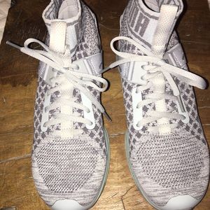 Ladies Puma sneakers